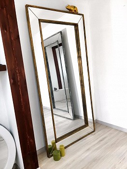 Напольное зеркало "Lorenzo" Напольное зеркало "Lorenzo"
