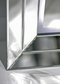 Зеркало Double Space с подсветкой Зеркало Double Space с подсветкой